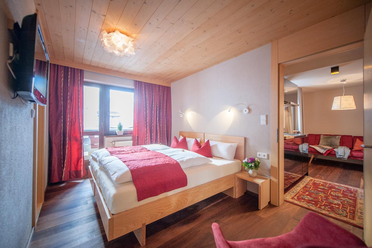Quality Hosts Arlberg - Laerchenhof Apartment Sankt Anton am Arlberg Exterior photo